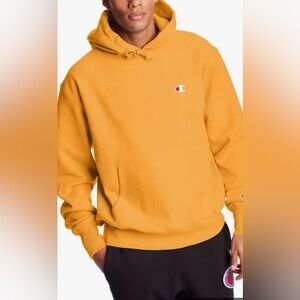 Sudadera champion para hombre talla XL 
Color amarillo usado